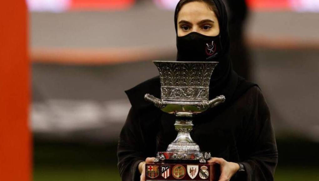 Piqué vinculado a la corrupción con una de sus empresas y la jueza toma dura decisión