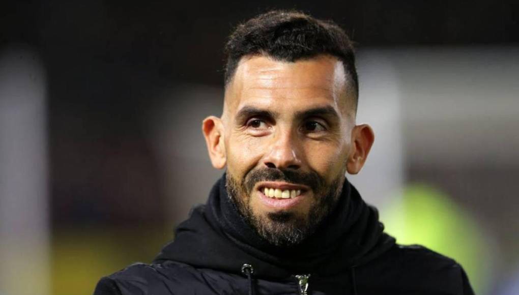 Carlos Tévez es ingresado de emergencia al hospital