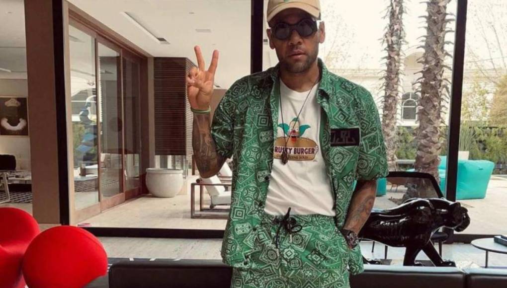 Dani Alves, su primera petición luego de salir de la cárcel y los regalos que le dejó a prisioneros