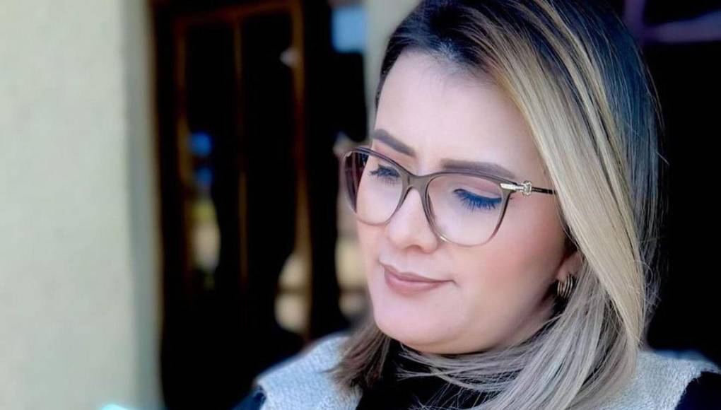 ¿Cesia Mejía ocupará puesto de presentadora que saldrá de HCH?