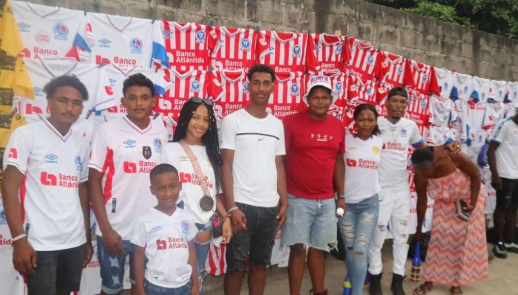 Locura en Tocoa con llegada del Olimpia y la sorpresa para Jerry Bengtson