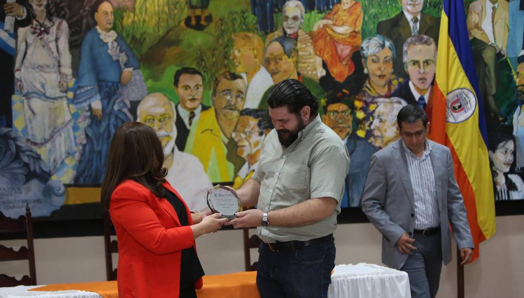 Eduardo Bähr, el legado inmortal del cuentista hondureño