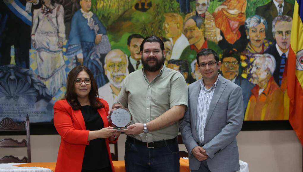 Eduardo Bähr, el legado inmortal del cuentista hondureño