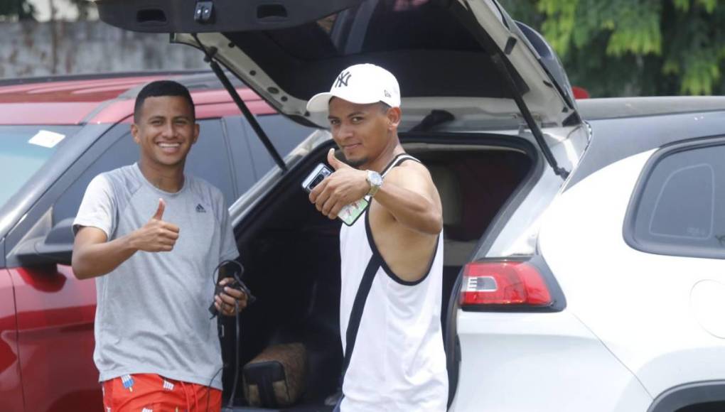 Aficionado de Olimpia se mete a entreno de Marathón y esta fue la reacción de los jugadores