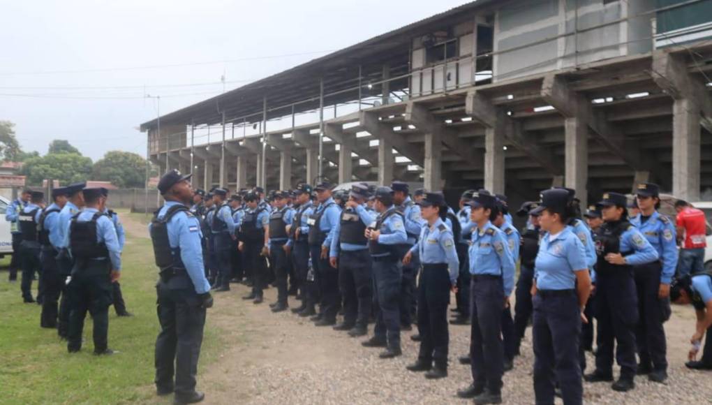 Locura en Tocoa con llegada del Olimpia y la sorpresa para Jerry Bengtson