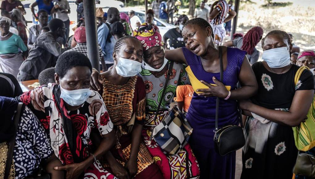 Un año después, cadáveres de víctimas de ayuno mortal son entregados a familias