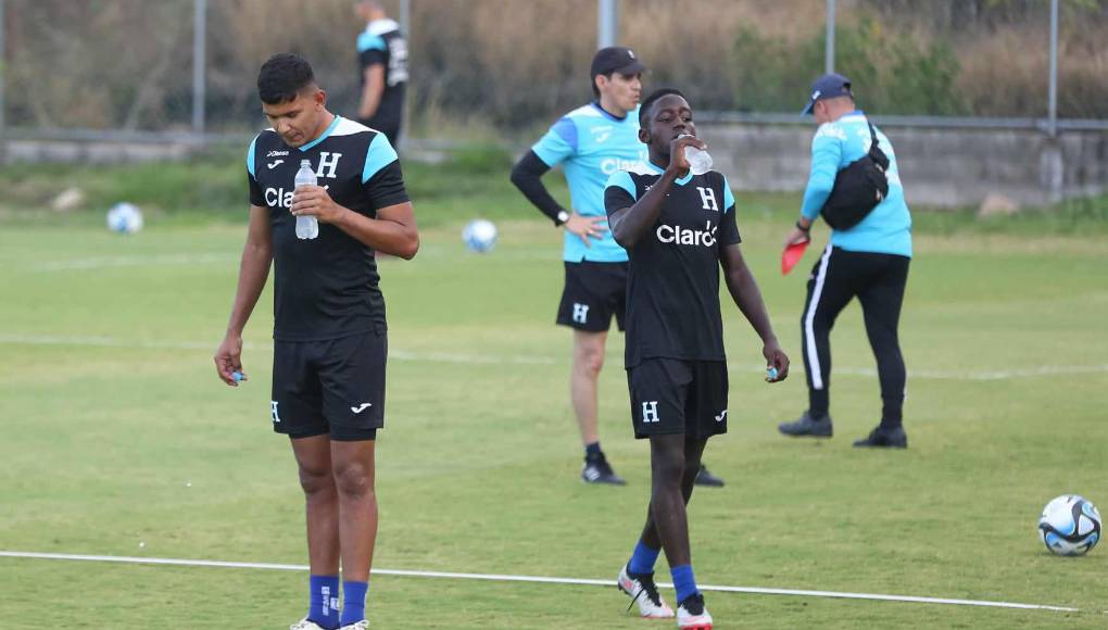 El 11 titular que ha usado Honduras en entrenos previo a juego ante Costa Rica