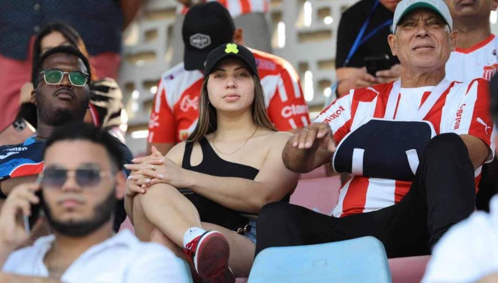 El Yankel estuvo lleno de hermosuras: Las bellas mujeres que visitaron los estadios