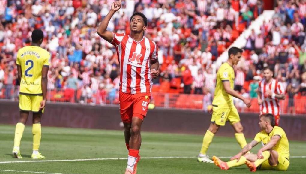 Antony “Choco” Lozano y su nueva novia a la que le dedica goles con el Almería