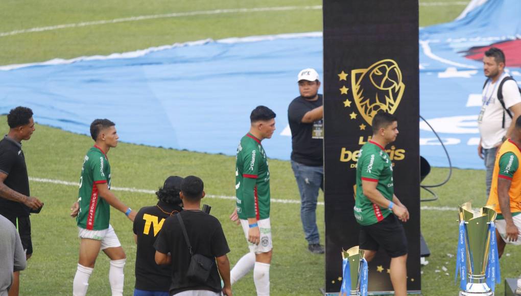 Marathón entre llanto y tristeza luego de no poder coronarse ante Olimpia en el Yankel