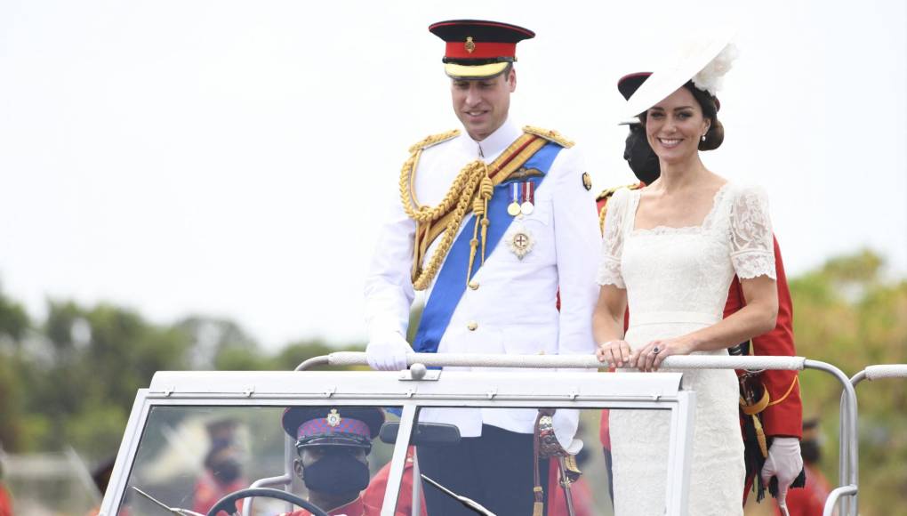 Los “guiños” de vestuario de Kate Middleton durante su viaje por el Caribe