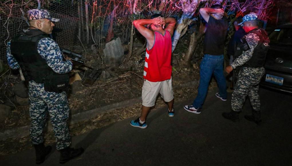 Bukele despliega 6 mil militares para capturar pandilleros