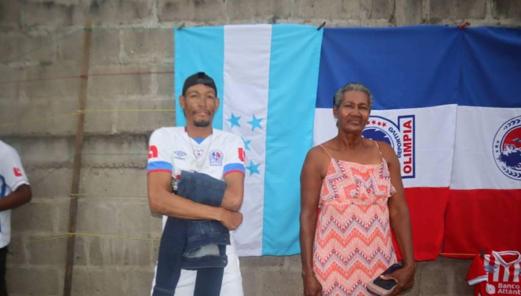 Locura en Tocoa con llegada del Olimpia y la sorpresa para Jerry Bengtson