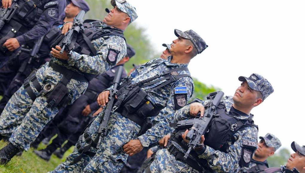 Imágenes del megaoperativo en Apopa: con 3,000 agentes Bukele responde a denuncia de robos en cinco barrios