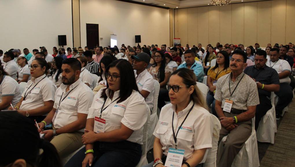 Todo incluido tenía la capacitación VIP del Instituto de la Propiedad en hotel de Tela