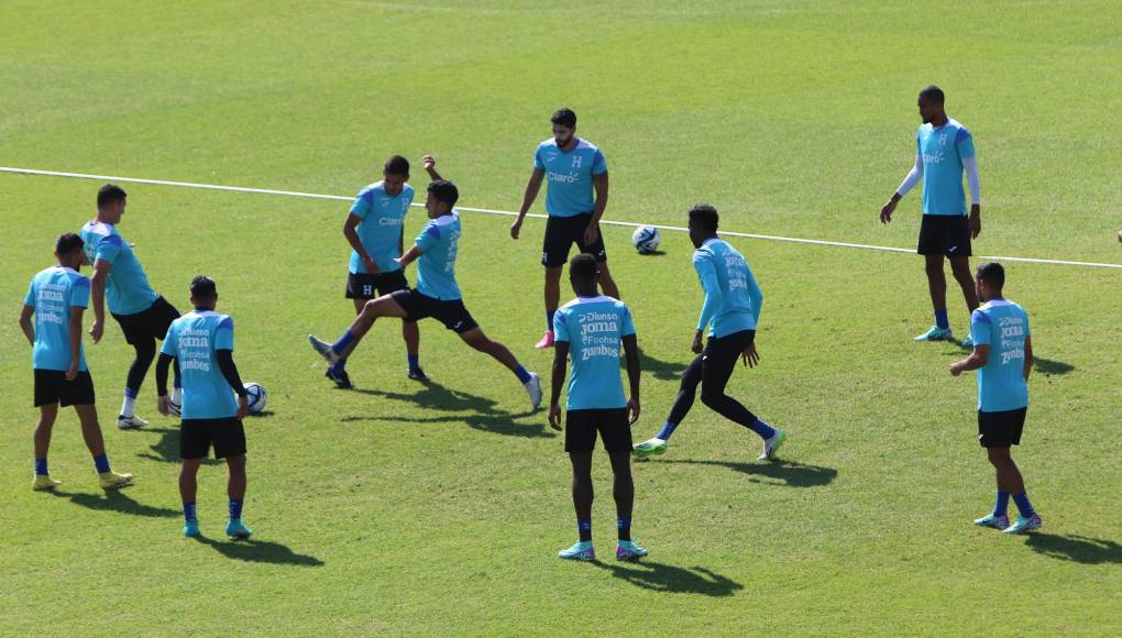 ¿Y Rueda? Selección de Honduras cierra microciclo sin su DT
