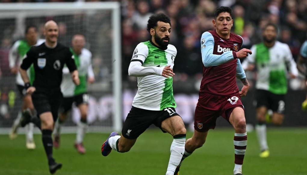 Salah se pelea con Klopp previo a ingresar en el West Ham-Liverpool