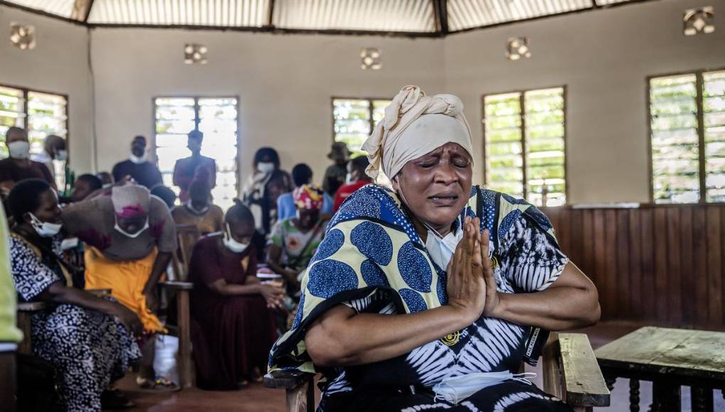 Un año después, cadáveres de víctimas de ayuno mortal son entregados a familias