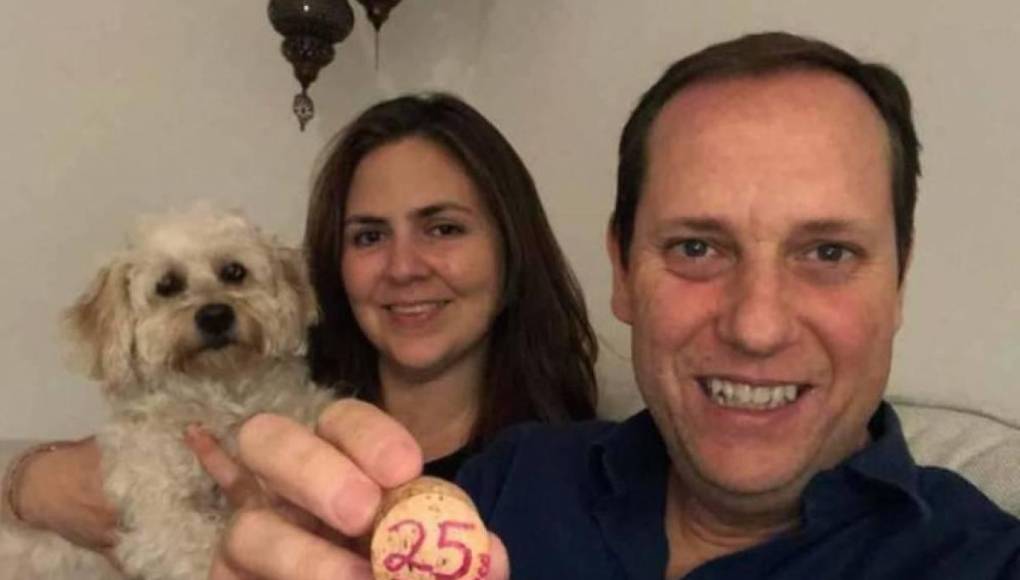 Paco Villa se casó con su hermanastra: la curiosa historia de amor del narrador