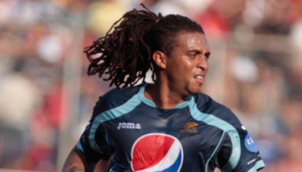 De campeón en Honduras a suspendido de por vida: el presente del “Pando” Ramírez