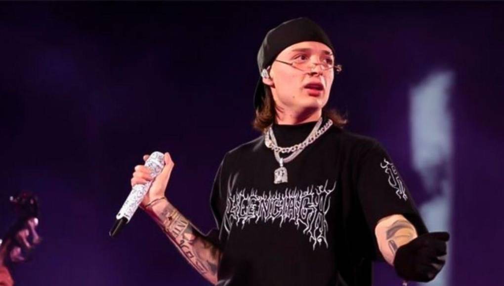 Peso Pluma: el polémico ícono musical que “romantiza el narco”