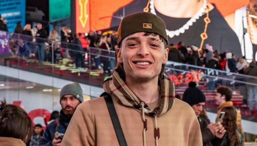 Peso Pluma: el polémico ícono musical que “romantiza el narco”