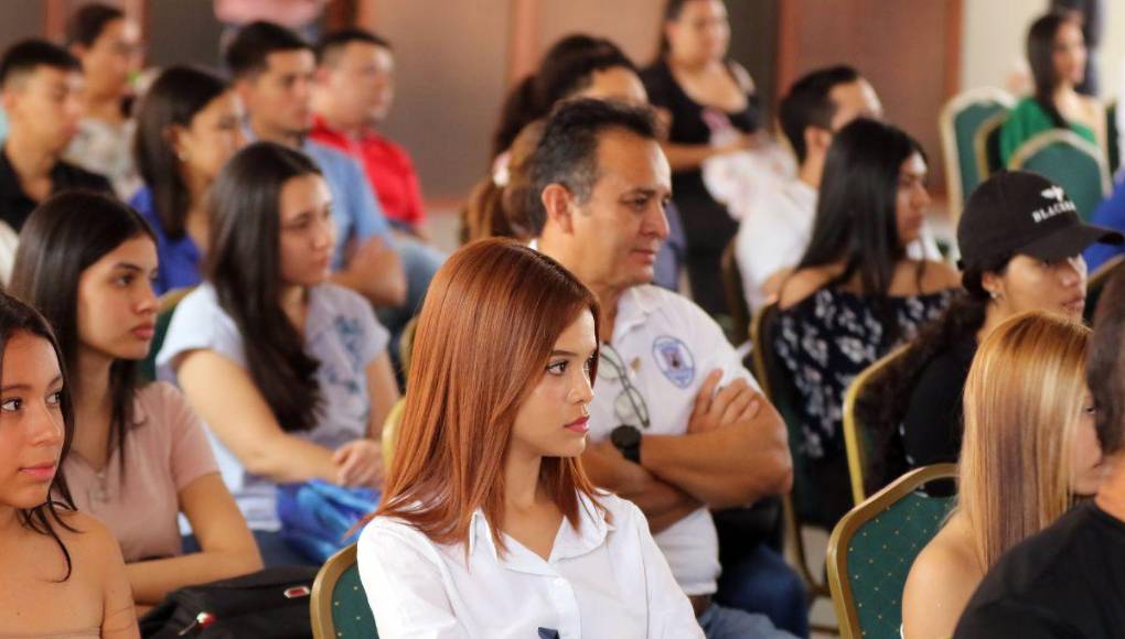 EL HERALDO y la UPNFM inauguran la Semana del Idioma