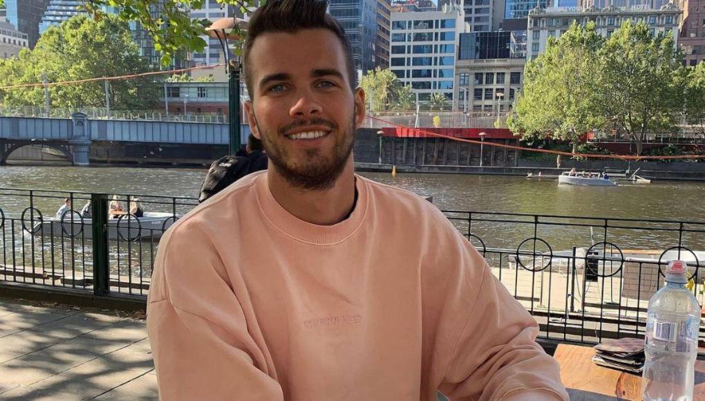 Buscan cadáveres de famoso presentador y su novio en Australia