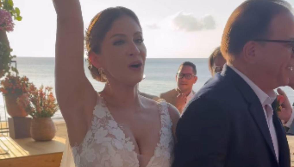 Así fue la romántica boda de Kritza Pérez y Jaime Perelló en Roatán