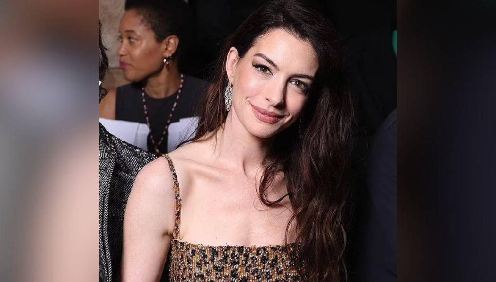 Anne Hathaway besó a diez hombres en un mismo día: “Fue asqueroso”
