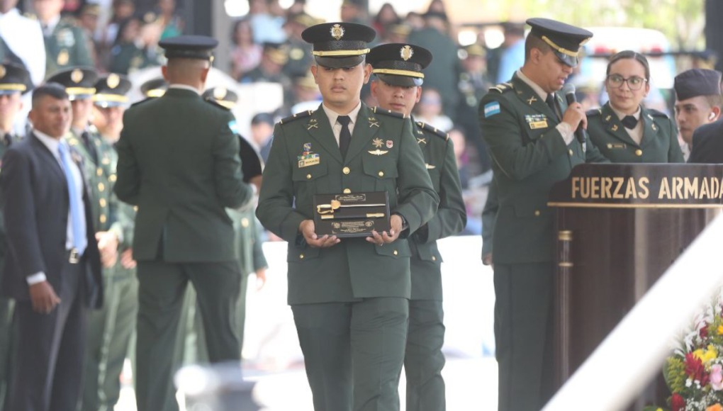 Así se llevó a cabo la ceremonia de ascensos en las Fuerzas Armadas de Honduras