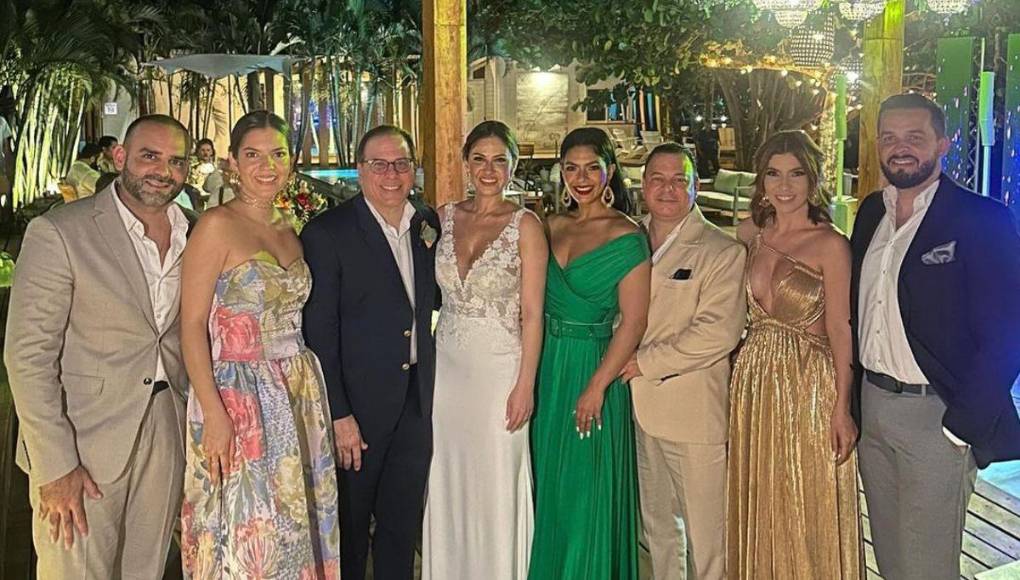 Así fue la romántica boda de Kritza Pérez y Jaime Perelló en Roatán