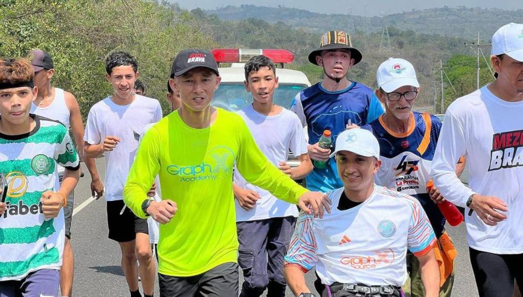 ‘Influencers’ que se unieron en apoyo a Shin Fujiyama para correr 250 kilómetros