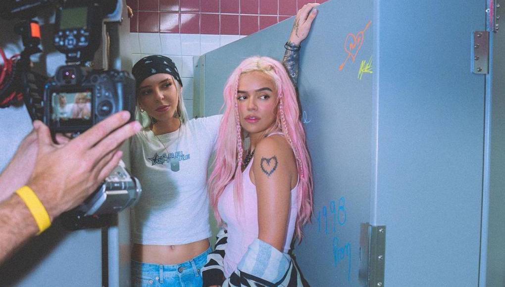 Karol G y Young Miko encienden las redes sociales con polémico video