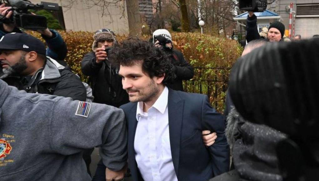 ¿Quién es el “rey de las criptomonedas” que acompañaba a JOH en su celda?