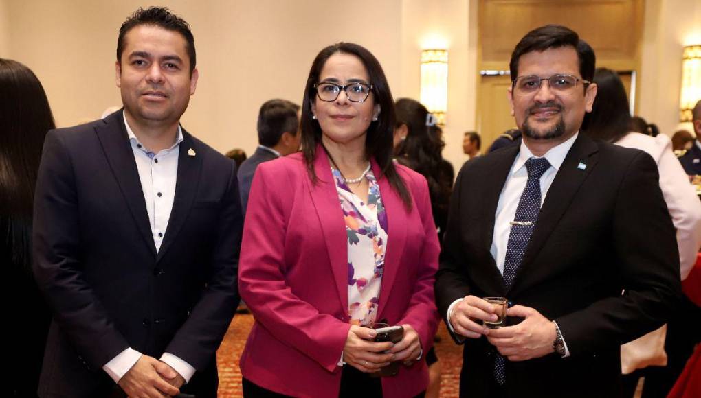 Japón brinda por el natalicio de su majestad, el emperador Naruhito