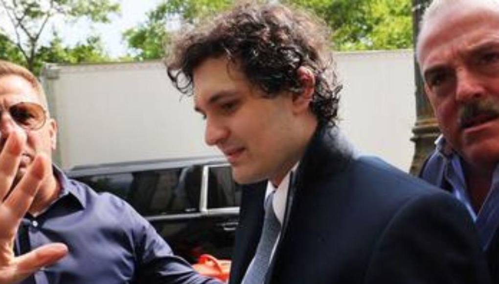 ¿Quién es el “rey de las criptomonedas” que acompañaba a JOH en su celda?