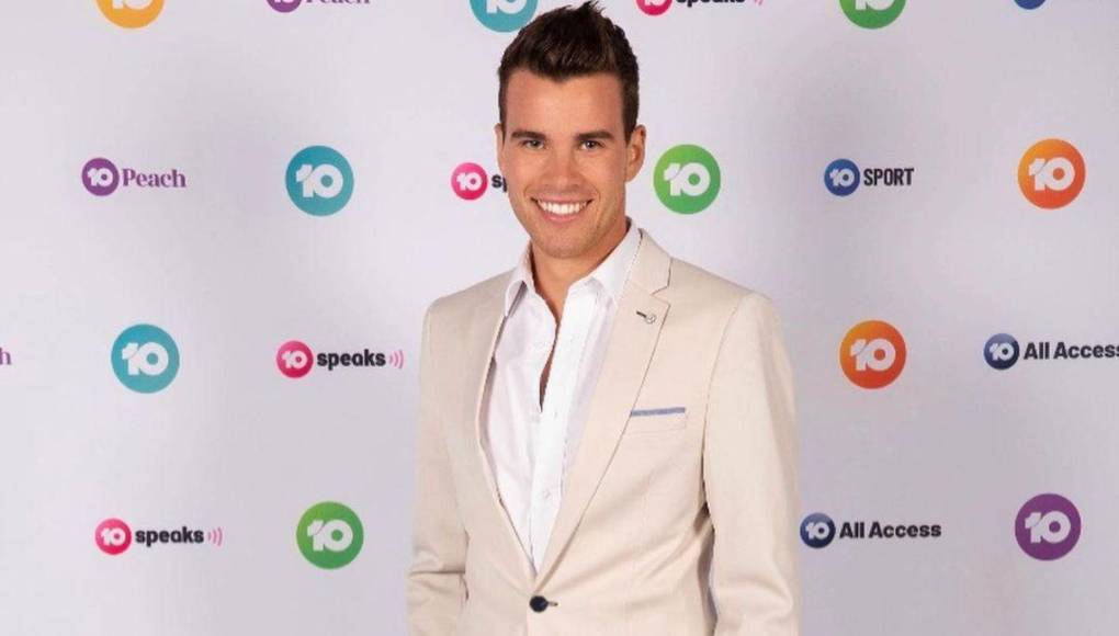 Buscan cadáveres de famoso presentador y su novio en Australia