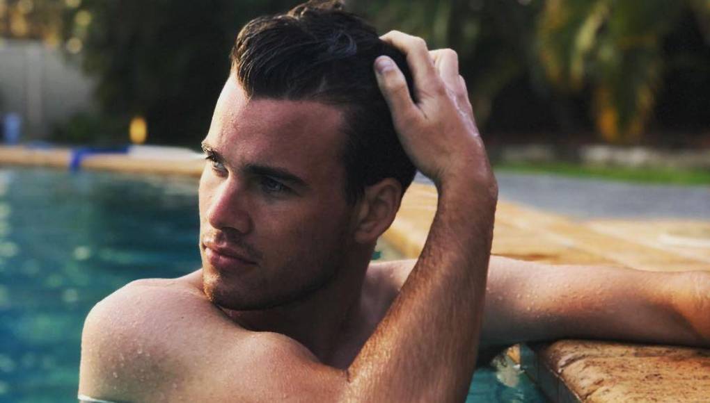 Buscan cadáveres de famoso presentador y su novio en Australia