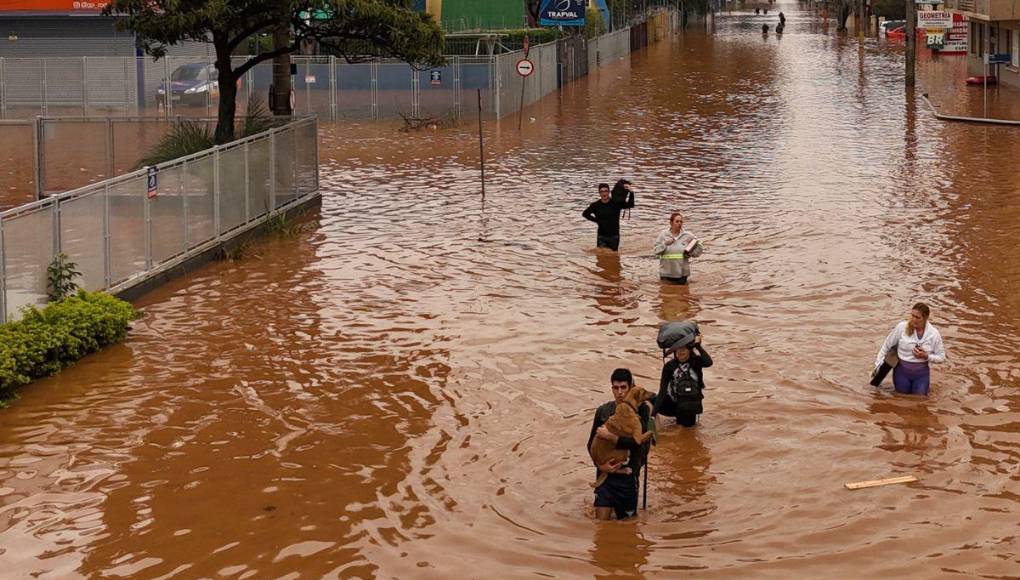 Inundaciones en el sur de Brasil: más de 50 muertos y decenas de desaparecidos