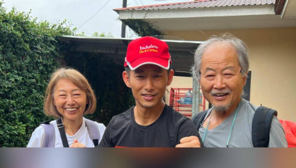 ‘Influencers’ que se unieron en apoyo a Shin Fujiyama para correr 250 kilómetros