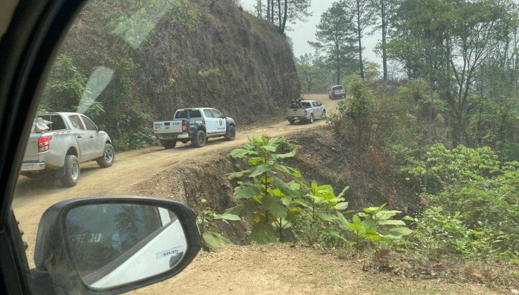 Así fue la dura travesía para llegar hasta avioneta accidentada del empresario Alan Flores