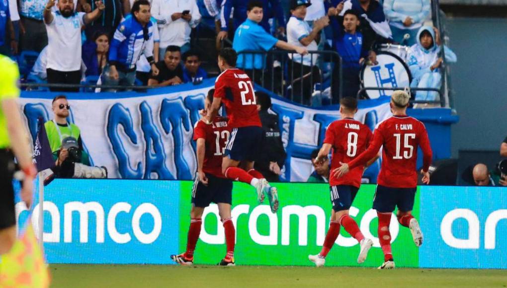 Caras largas en Honduras luego de dura eliminación ante Costa Rica