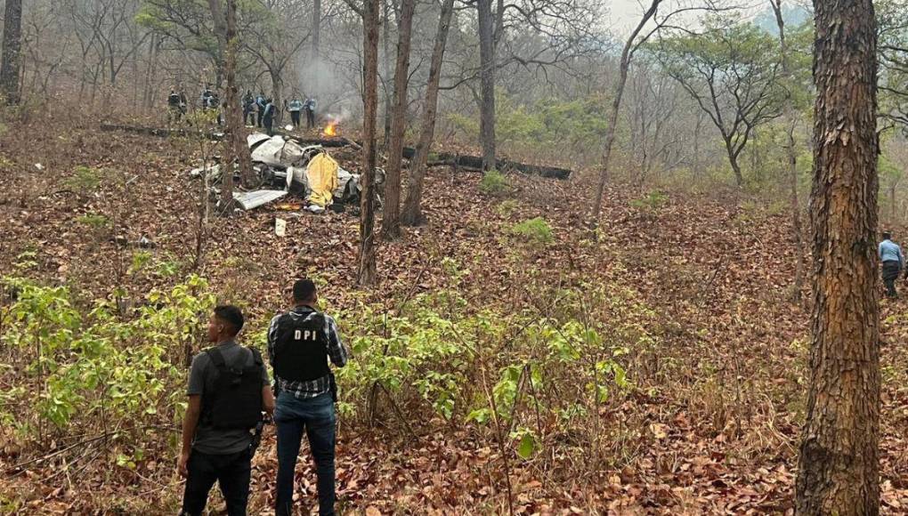 Así fue la dura travesía para llegar hasta avioneta accidentada del empresario Alan Flores