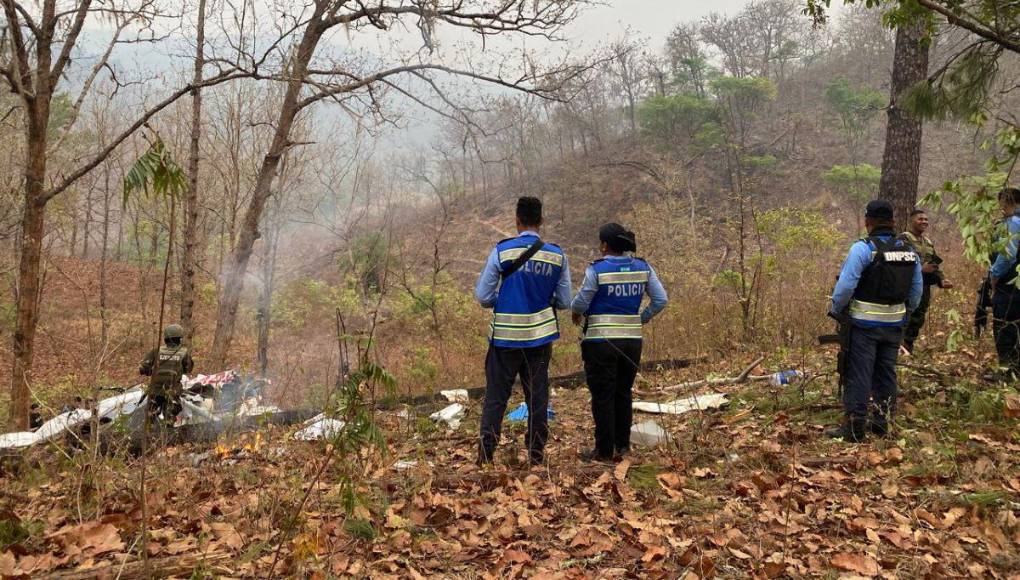 Así fue la dura travesía para llegar hasta avioneta accidentada del empresario Alan Flores