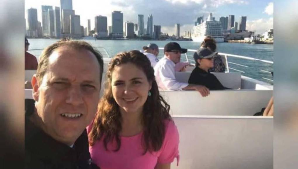 Paco Villa se casó con su hermanastra: la curiosa historia de amor del narrador