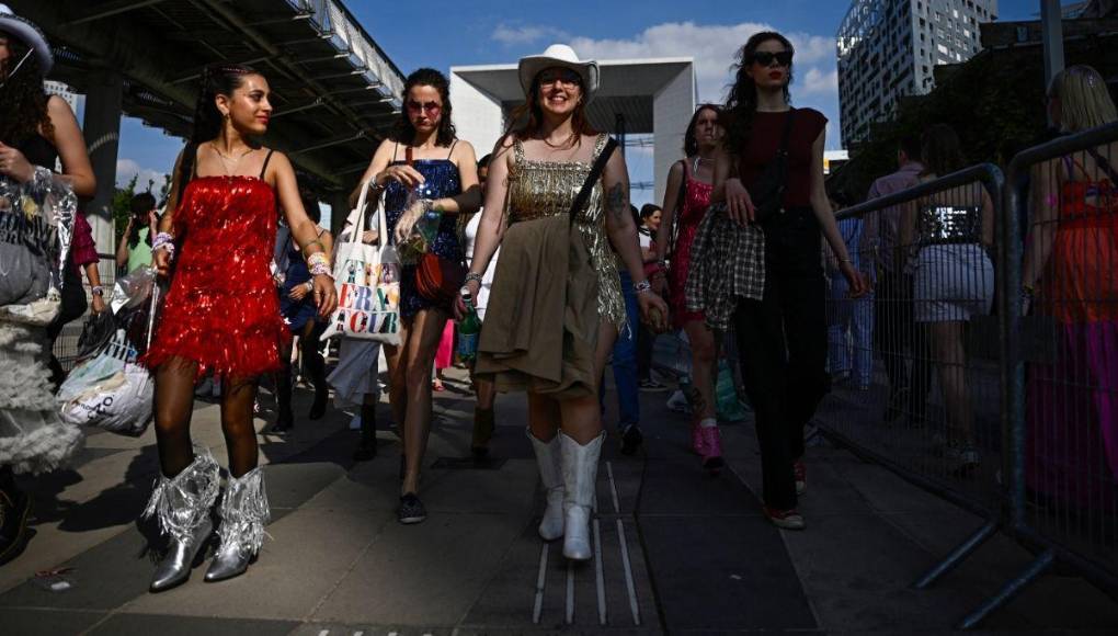 Taylor Swift conquista París en el inicio de su gira por Europa