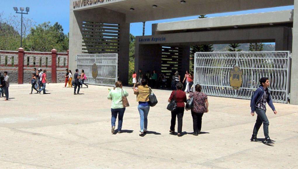 Lo que se sabe del despido de Julissa Villanueva y Ramón Barrios de la UNAH