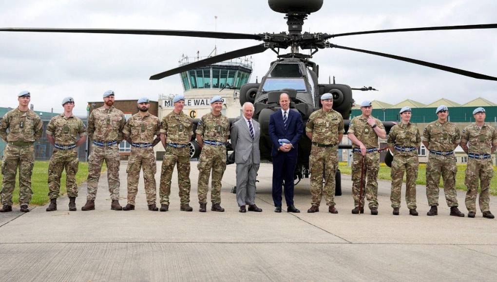 El Rey Carlos III entrega a William un cargo militar prometido a Harry