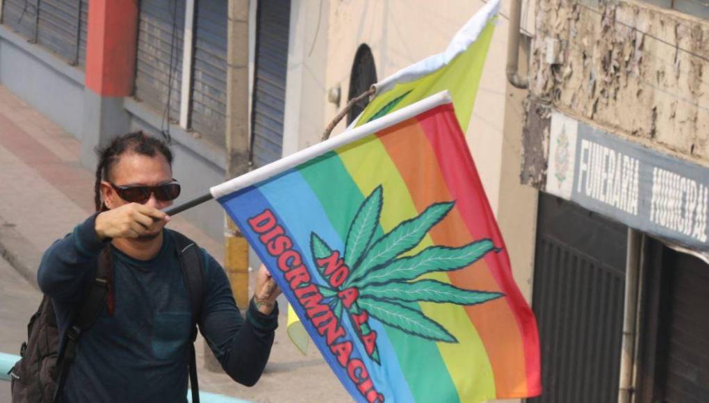 Mascotas, la “Rixineta” y otras curiosidades durante la marcha del 1 de mayo en la capital